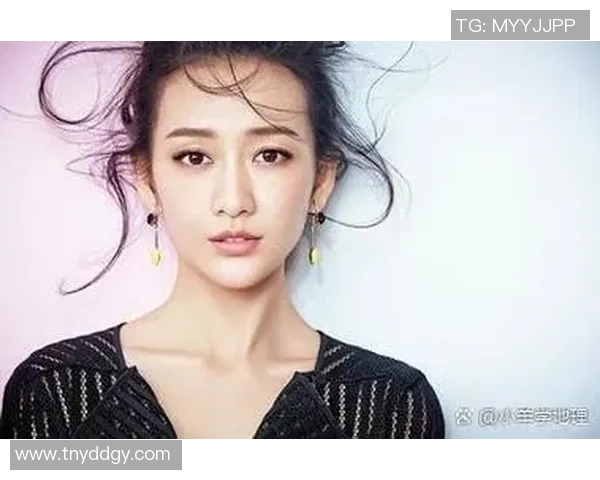 足球明星前女友排行榜揭秘她们的爱情故事与人生轨迹